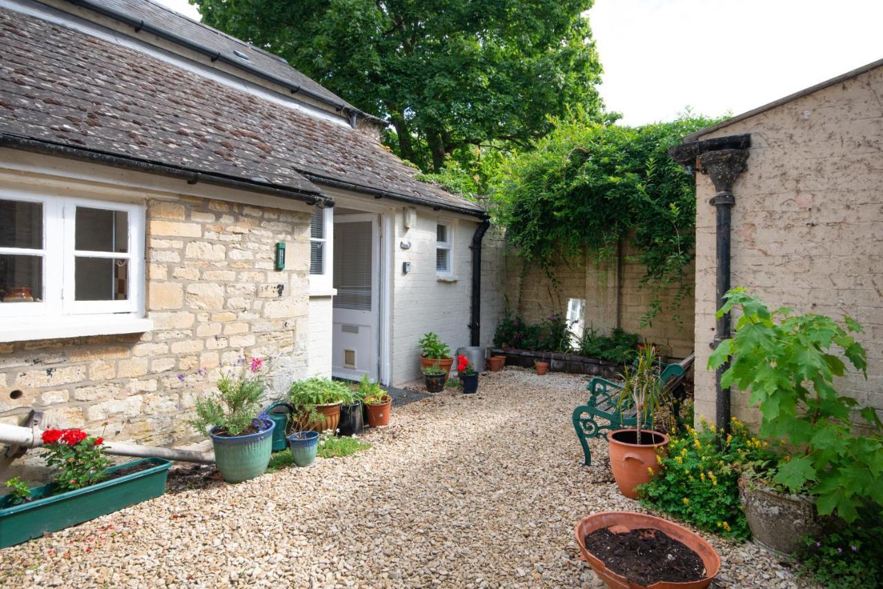 The Courtyard Cirencester Exterior foto